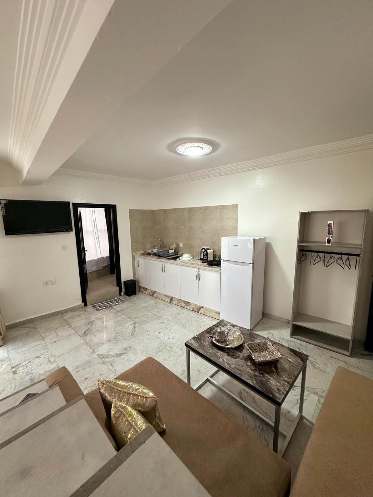 Apartment 7th Floors